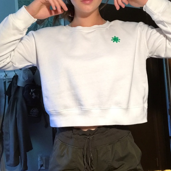 Tops - White Crop Sweater